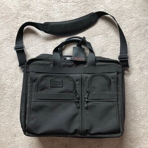 Tumi Collection Expandable Computer Briefcase